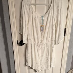 White Flowy Romper xl Kona Sol